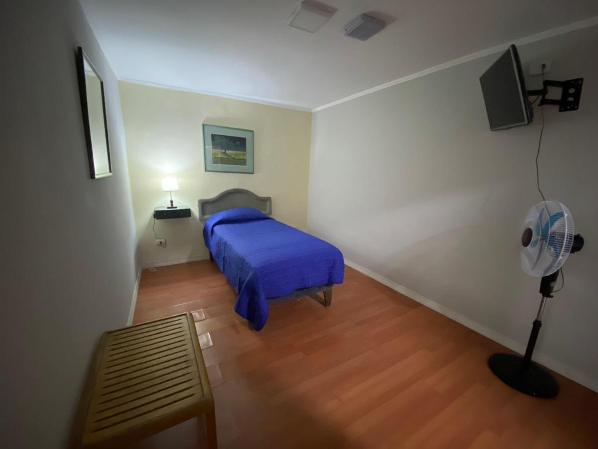 Intimo Hotel Los Heroes Сантьяго Экстерьер фото