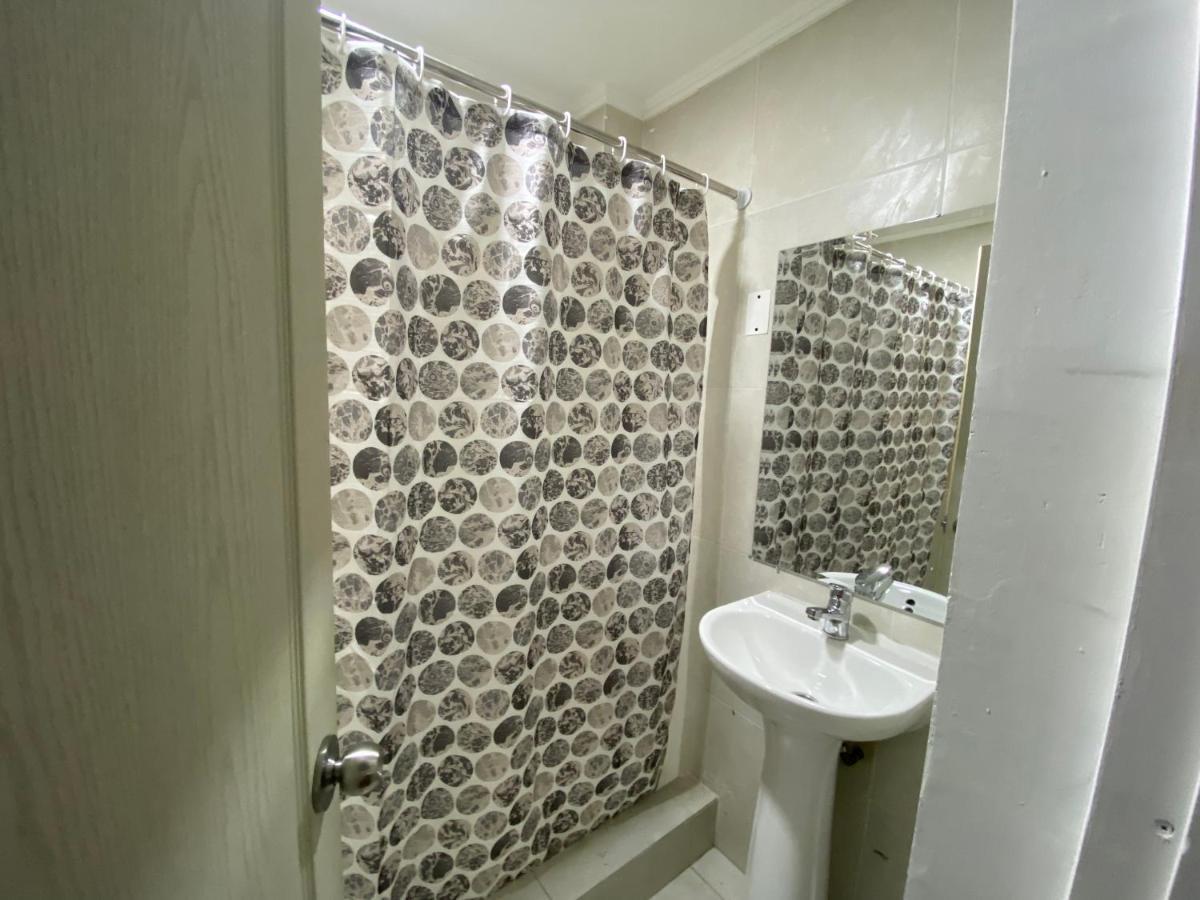 Intimo Hotel Los Heroes Сантьяго Экстерьер фото